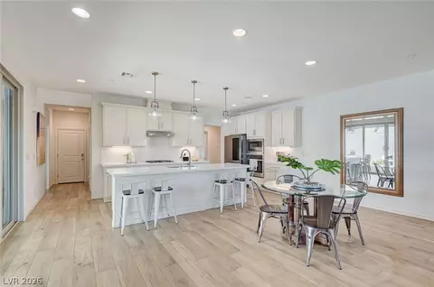 Kitchen - 1000 E Sunset Rd, Henderson, NV 89011 photo 4 of 4
