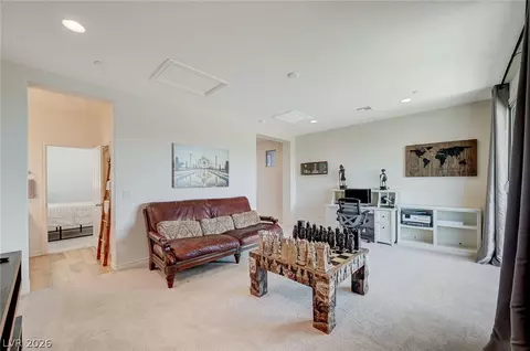 Entry Way - 1000 E Sunset Rd, Henderson, NV 89011 photo 4 of 6