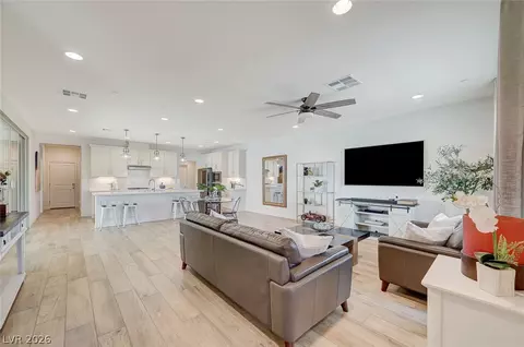 Entry Way - 1000 E Sunset Rd, Henderson, NV 89011 photo 2 of 6