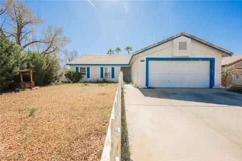 374 Dooley Dr, Henderson, NV 89015