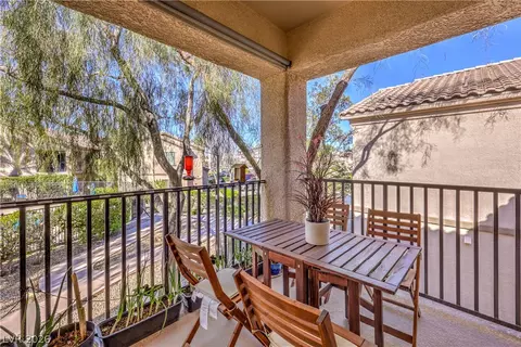 4705 Apulia Dr #203, North Las Vegas, NV 89084