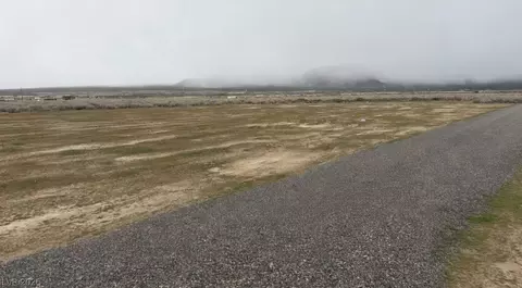 3921 S Lookout Ave, Pahrump, NV 89048