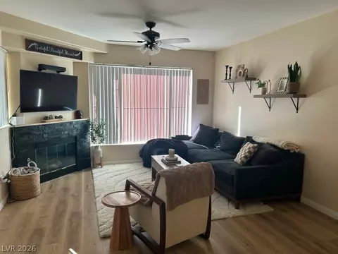 7103 S Durango Dr #312, Las Vegas, NV 89113