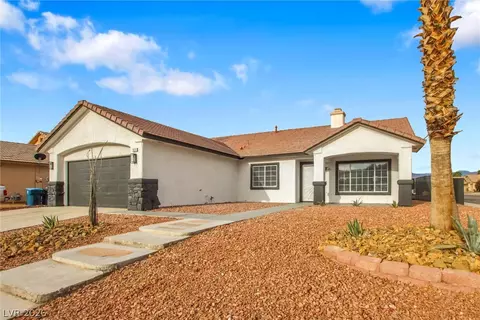 2825 Glen Aulin St, Las Vegas, NV 89108