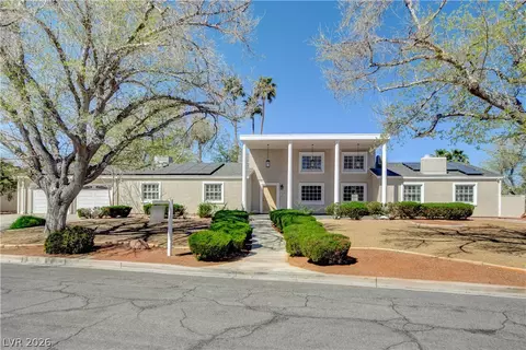 3770 Meadowcrest Dr, Las Vegas, NV 89121