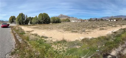 3380 Mason Dr #6, Pahrump, NV 89060