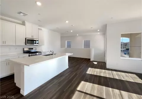 216 Callen Fls #1423, Henderson, NV 89011