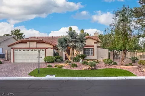 5300 Singing Hills Dr, Las Vegas, NV 89130