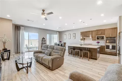 700 Omaggio Pl, Henderson, NV 89011