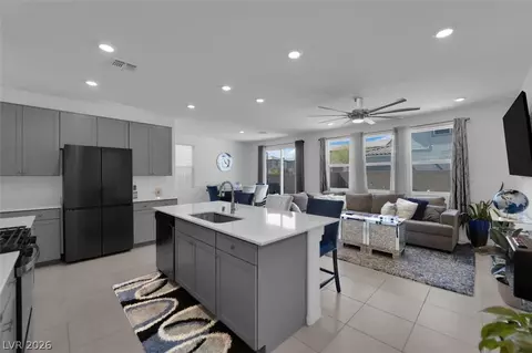 10223 Midnight Onyx St, Las Vegas, NV 89141