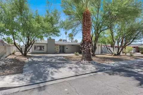 1607 Silver Mesa Way, Las Vegas, NV 89169