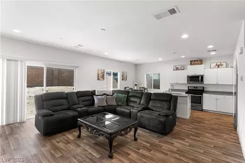 6509 Cinnamon Hazlenut St, North Las Vegas, NV 89084
