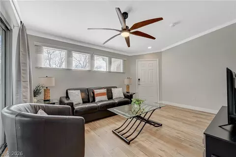 4400 S Jones Blvd #2009, Las Vegas, NV 89103