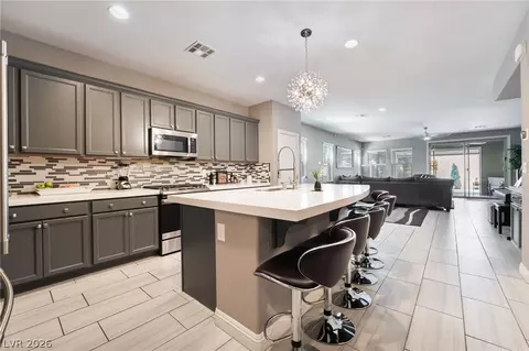 12825 Alcores St, Las Vegas, NV 89141