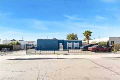 3825 Raymert Dr, Las Vegas, NV 89121