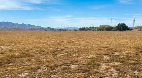 1701 S Pahrump Valley Blvd #48, Pahrump, NV 89048
