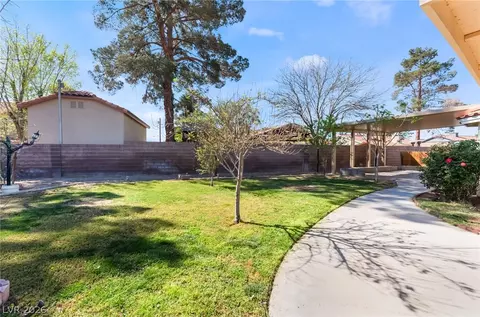 6229 Blossomwood Ave, Las Vegas, NV 89108