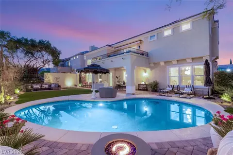 9313 Queen Charlotte Dr, Las Vegas, NV 89145