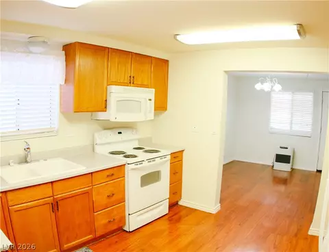 Kitchen - 370 Main St, Caliente, NV 89008 photo 2 of 2