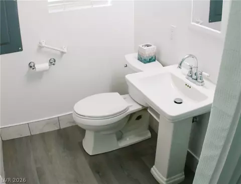Bath - 370 Main St, Caliente, NV 89008 photo 5 of 5