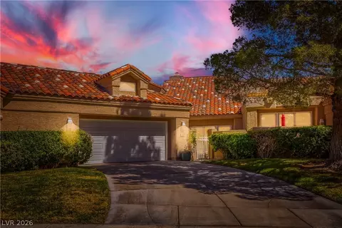 8243 Round Hills Cir, Las Vegas, NV 89113