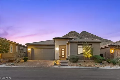 10950 Red Yucca Dr, Las Vegas, NV 89138