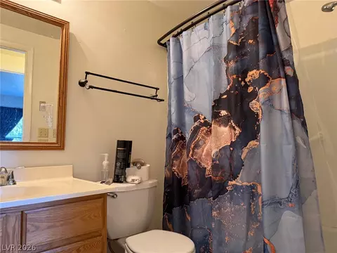 Bath - 18 Nevada Rd, Ely, NV 89301 photo 3 of 3