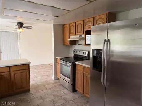 Kitchen - 18 Nevada Rd, Ely, NV 89301 photo 1 of 2