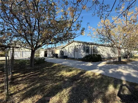 4410 E Cheyenne Way, Pahrump, NV 89061