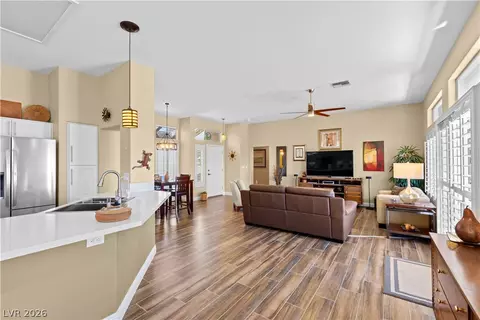 2928 Big Green Ln, Las Vegas, NV 89134