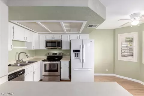 1325 Pinto Rock Ln #102, Las Vegas, NV 89128