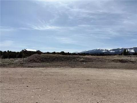 693 W Pinyon Pine Ln, Ely, NV 89301 photo 5
