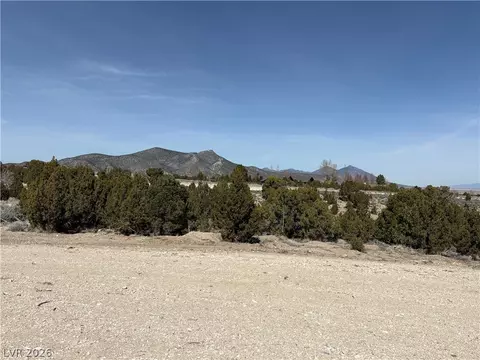 693 W Pinyon Pine Ln, Ely, NV 89301