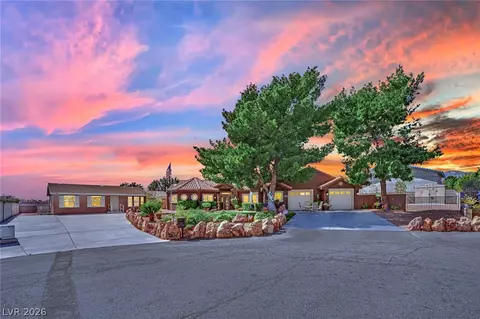 5725 N Durango Dr, Las Vegas, NV 89149