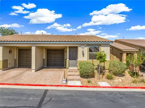 2727 Chinaberry Hill St, Laughlin, NV 89029