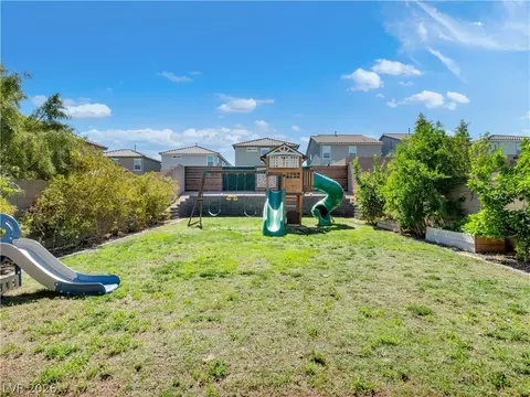 4561 Chirping Cricket Ave, Las Vegas, NV 89141