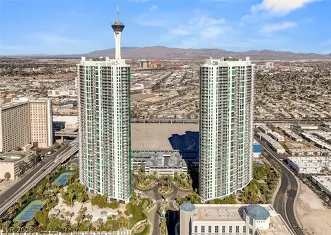 322 Karen Ave #4202, Las Vegas, NV 89109