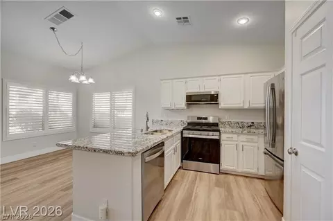 7250 White Dove Dr #104, Las Vegas, NV 89149