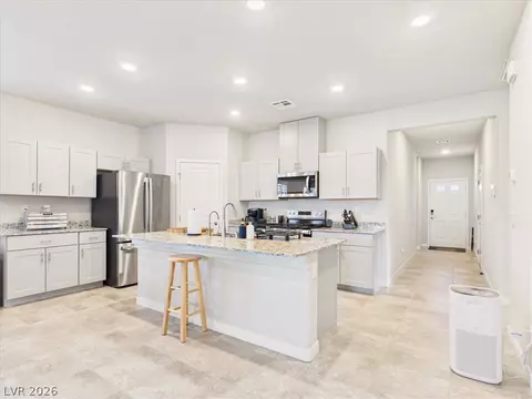 1700 S Outlaw St, Pahrump, NV 89060