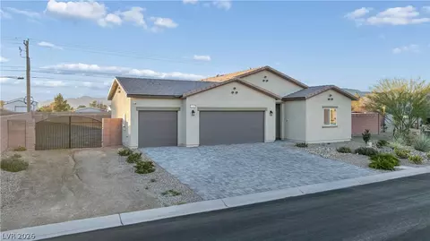 1700 S Outlaw St, Pahrump, NV 89060