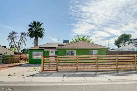 1720 E Carson Ave, Las Vegas, NV 89101