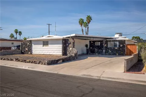 6208 Cromwell Ave, Las Vegas, NV 89107