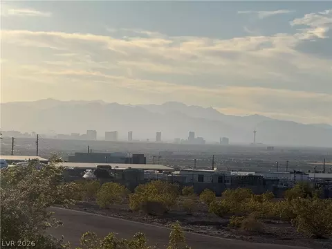 827 Dublin Ave, Henderson, NV 89015