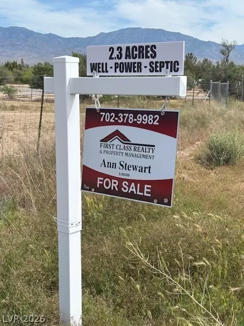 2370 W Tonya Dr, Pahrump, NV 89060