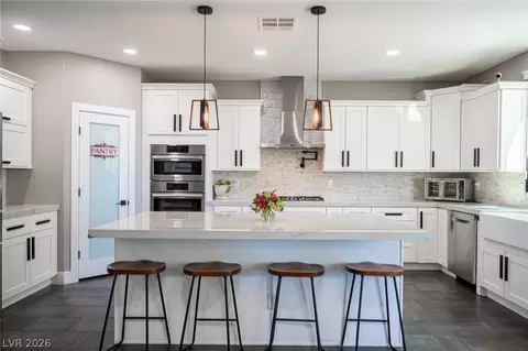 5432 Pride Mountain St, North Las Vegas, NV 89031
