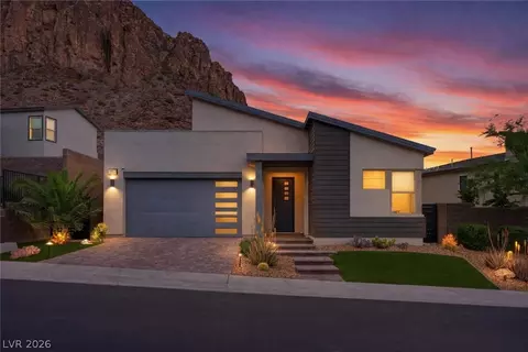1917 Regal Bluff Dr, Henderson, NV 89052