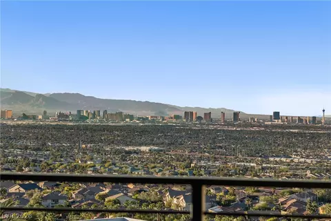 442 Serenity Point Dr, Henderson, NV 89012