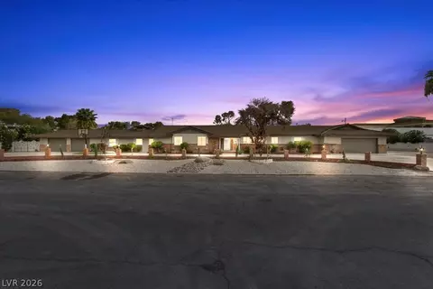 2211 Edgewood Ave, Las Vegas, NV 89102