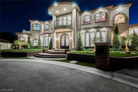 1721 S Tioga Way, Las Vegas, NV 89117