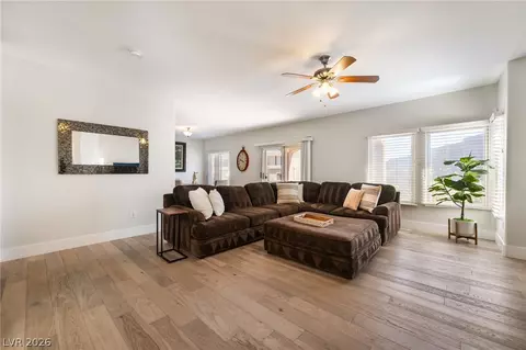 10809 Garden Mist Dr #1050, Las Vegas, NV 89135